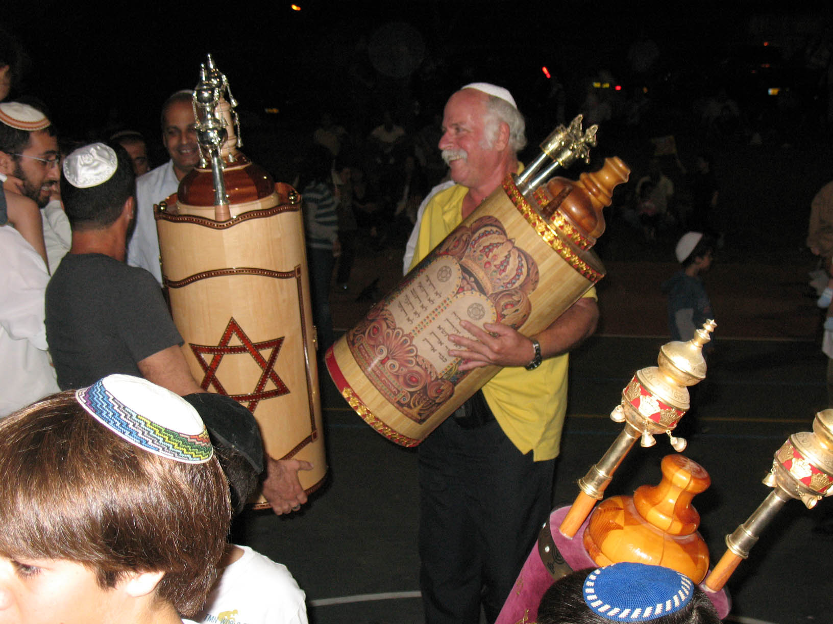 שמחת תורה בטלאל